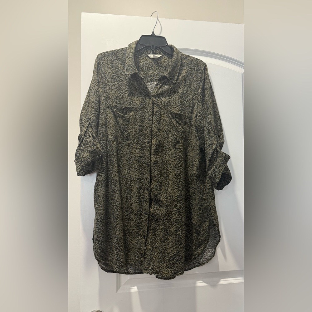 Elegant Black Blouse